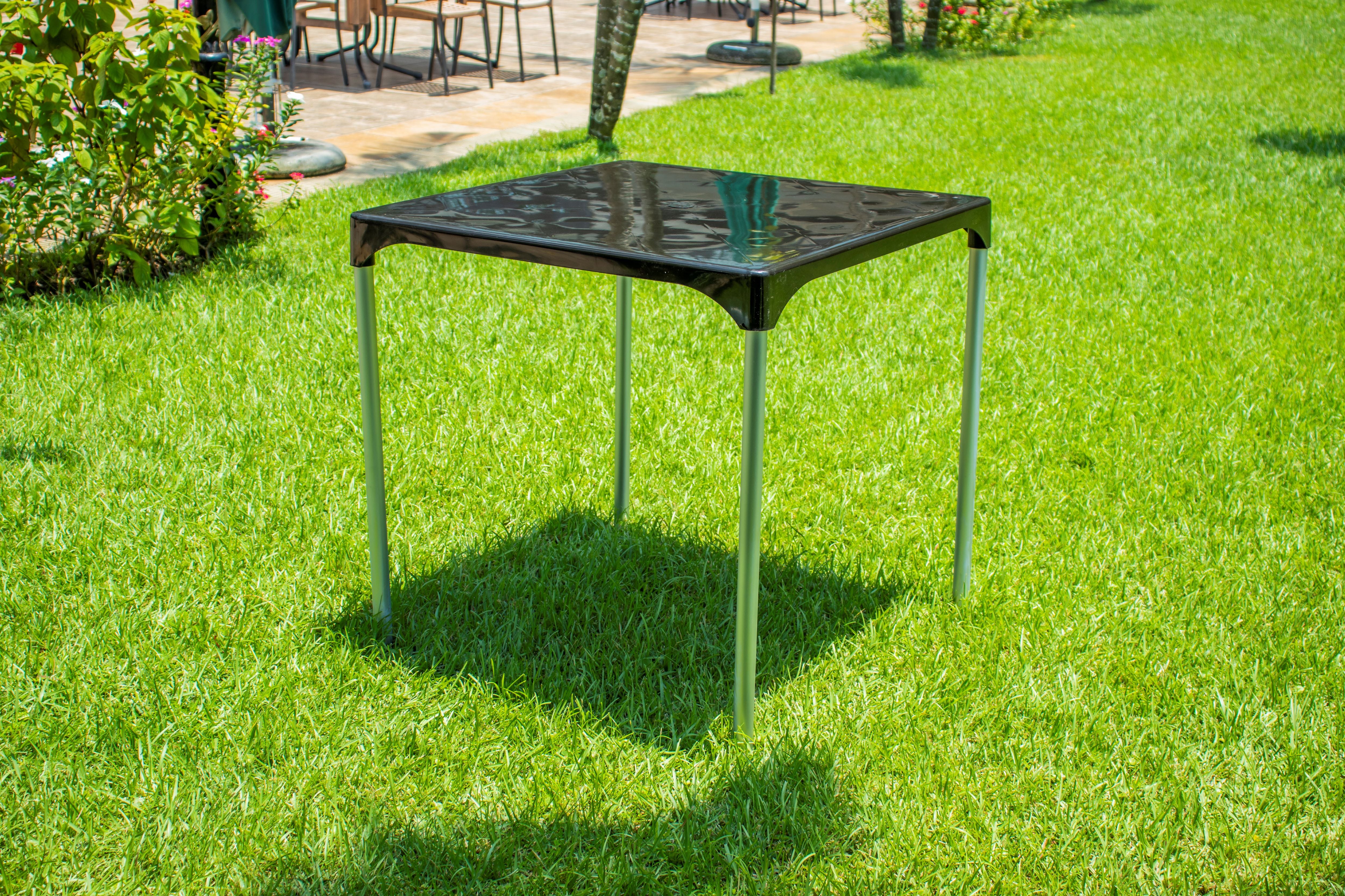 Bristo Table